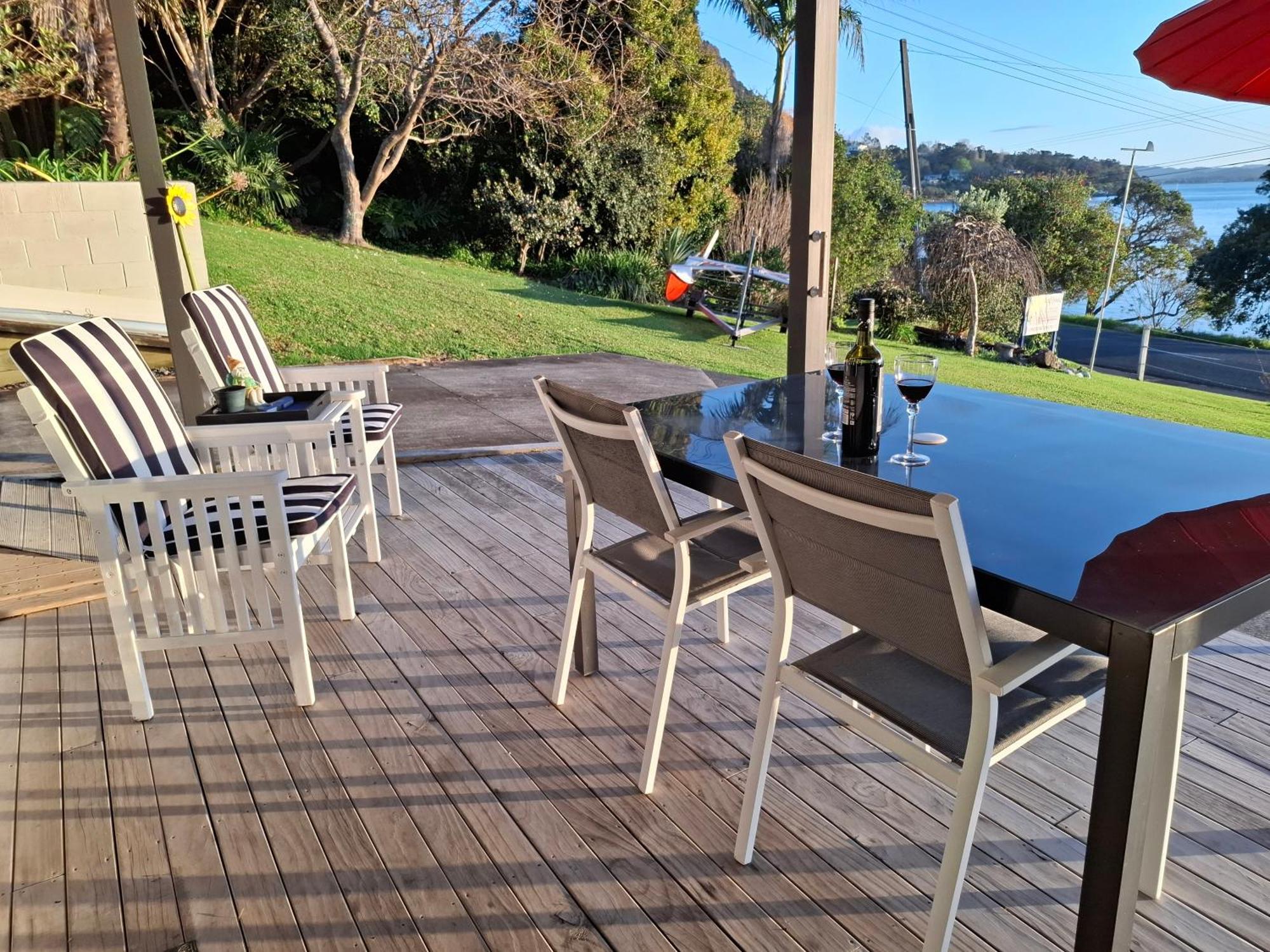 The Fish And Jandal Apartment Whangarei Heads Bagian luar foto